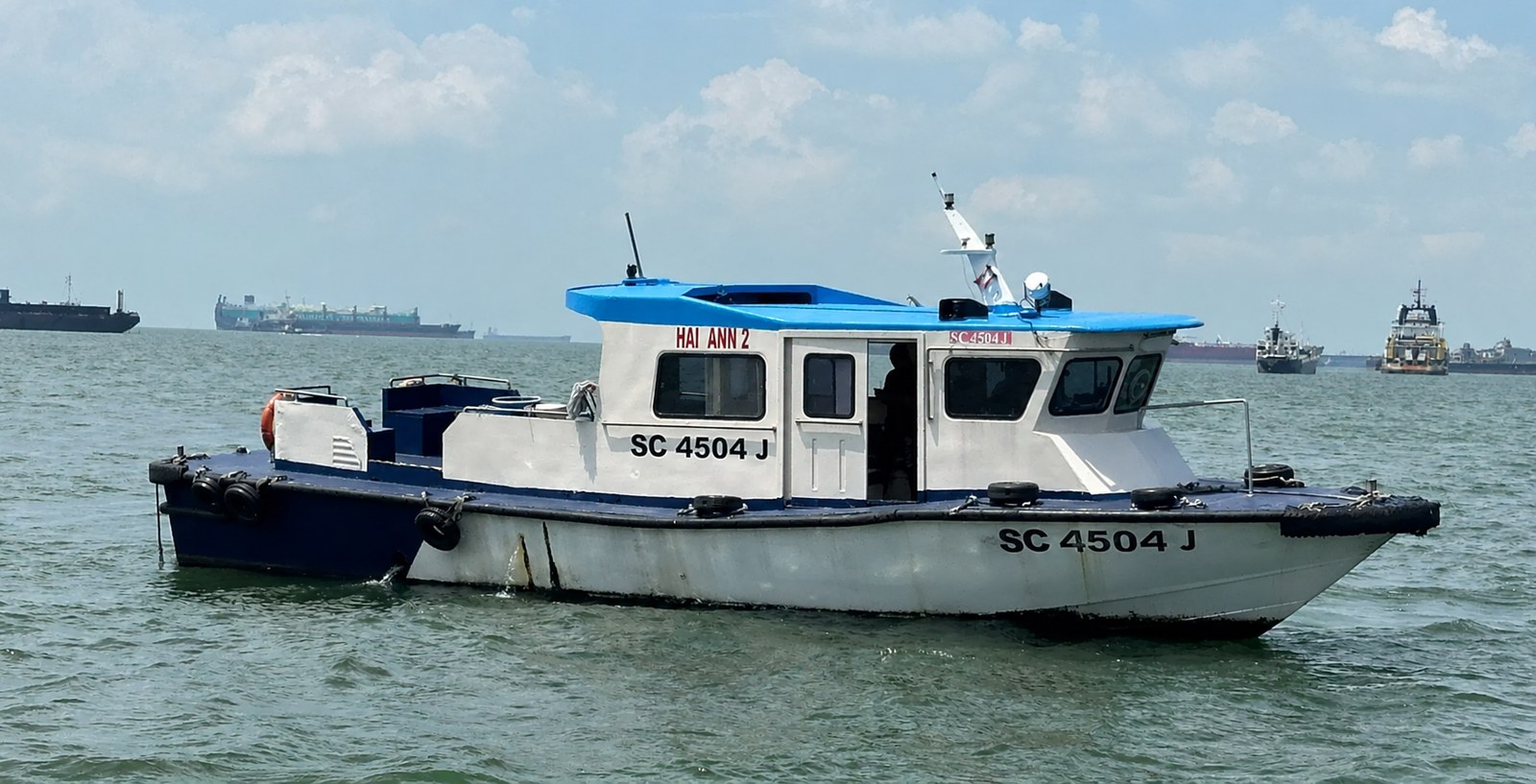 Launch boat SC 4504 J